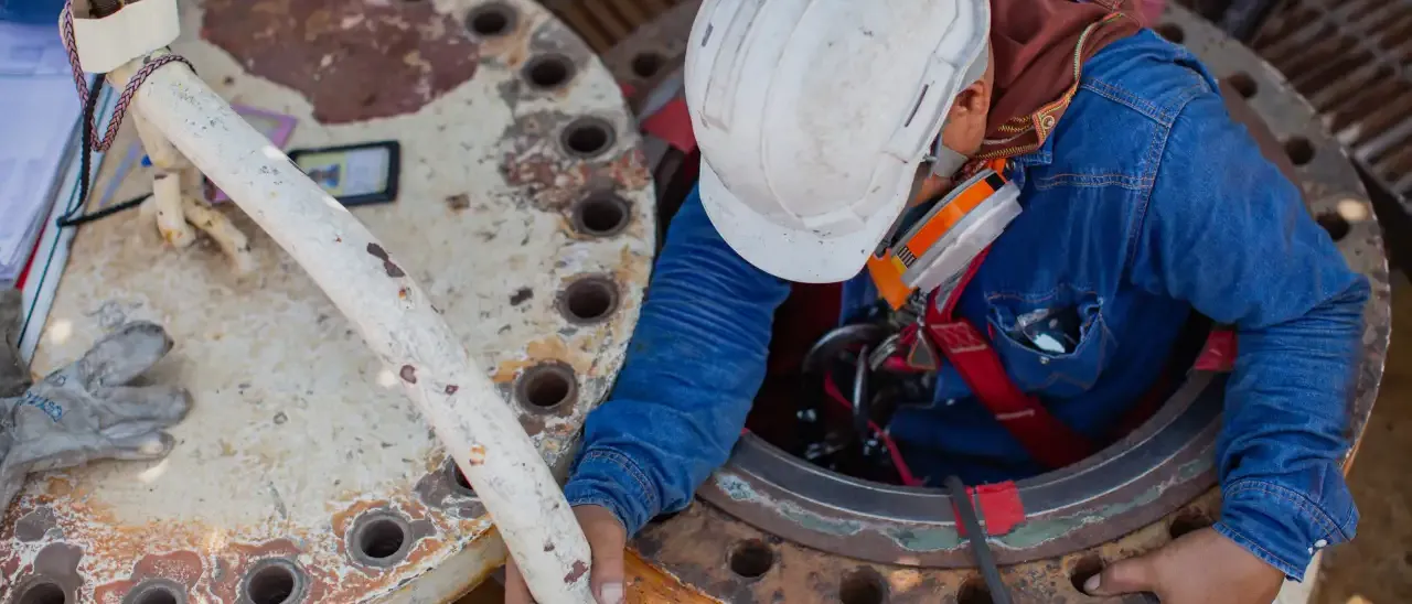 eSafetyFirst - Confined Spaces Safety: Definition, Purpose, and Hazards